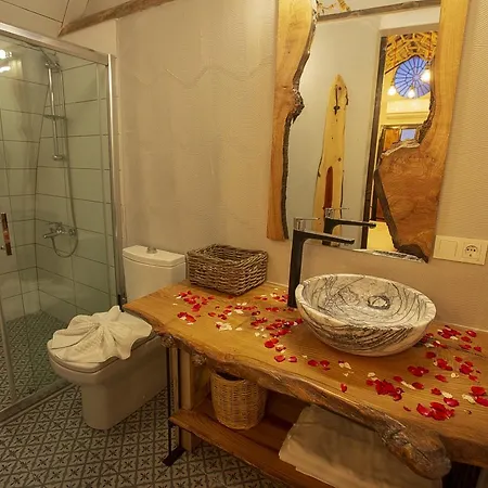 Iksirci Baba 호텔