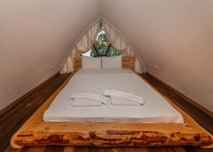 Hotell Iksirci Baba 5*