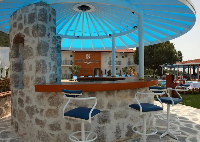 Hotell Iksirci Baba 5*