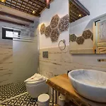 Iksirci Baba فندق 5*