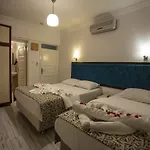 Iksirci Baba فندق